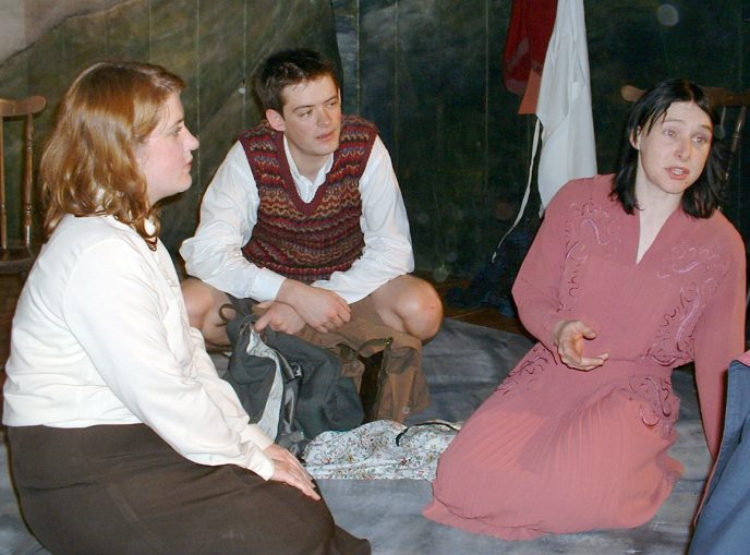 Spectacle Theatre production 'The Clock' told the story of World War II evacuees